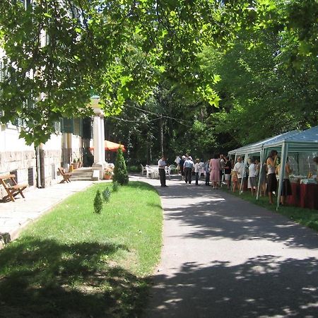 Mater Salvatoris House Otel Gödöllő Dış mekan fotoğraf