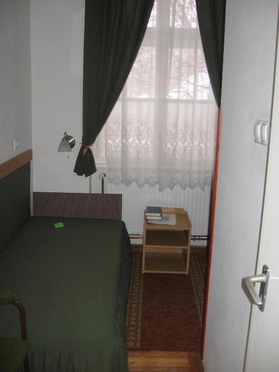 Mater Salvatoris House Otel Gödöllő Oda fotoğraf