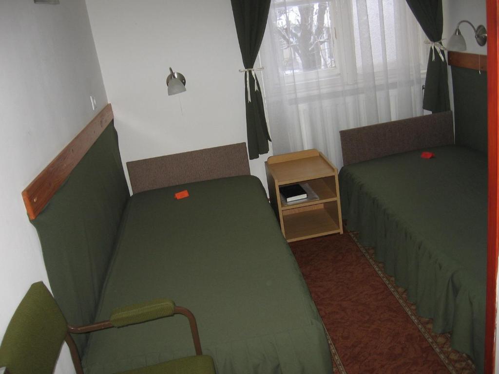 Mater Salvatoris House Otel Gödöllő Oda fotoğraf