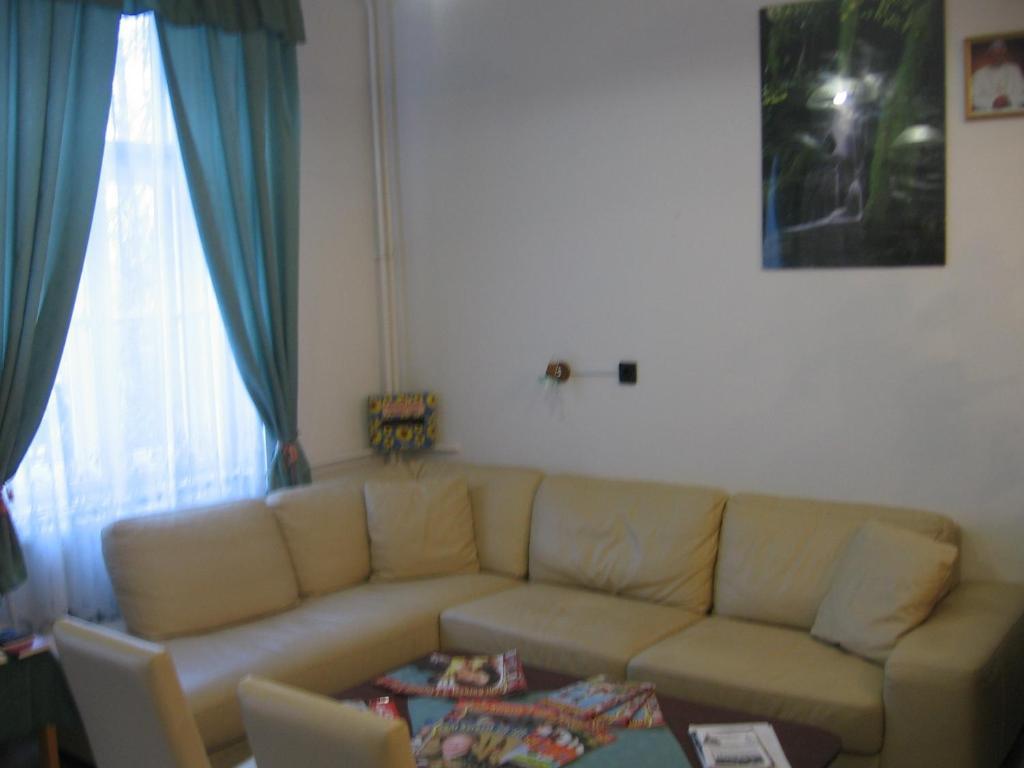 Mater Salvatoris House Otel Gödöllő Dış mekan fotoğraf